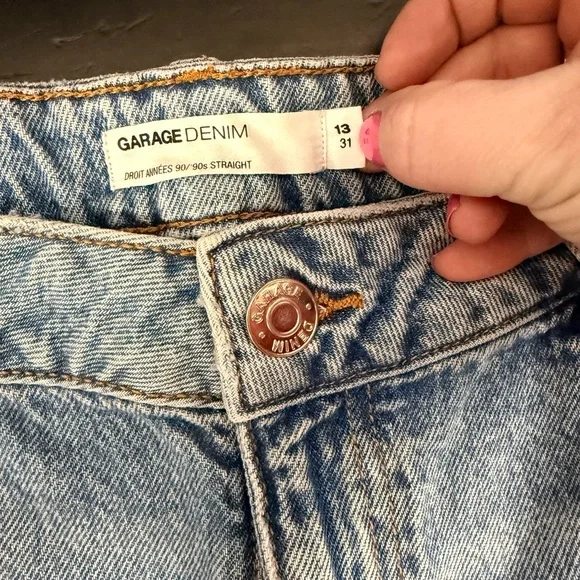 Garage 90s Straight Leg Jeans Size 13 Juniors Distressed High Rise Light Wash - Picture 5 of 5